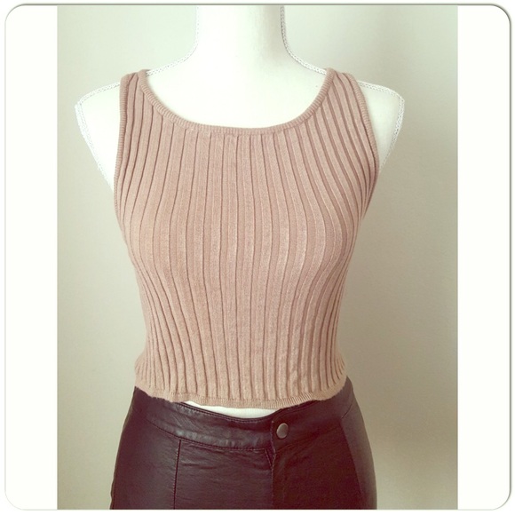 Forever 21 Tops - Crop top